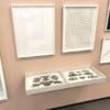 We Like Art bij Collectie de Groen – Oscar Lourens – Kleurenprint op papier op dibond, gelakt hout, glas, oplage 5 – 42 x 114 x 7 cm